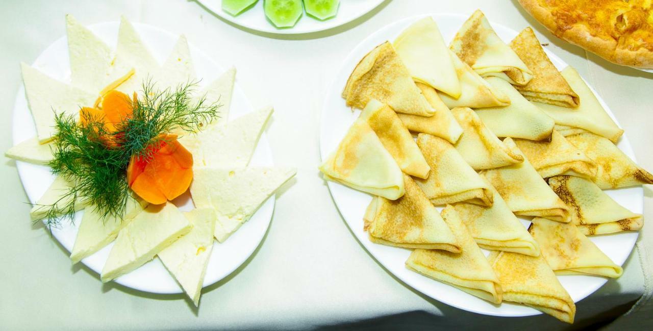 Hotel Grand Zugdidi Dış mekan fotoğraf